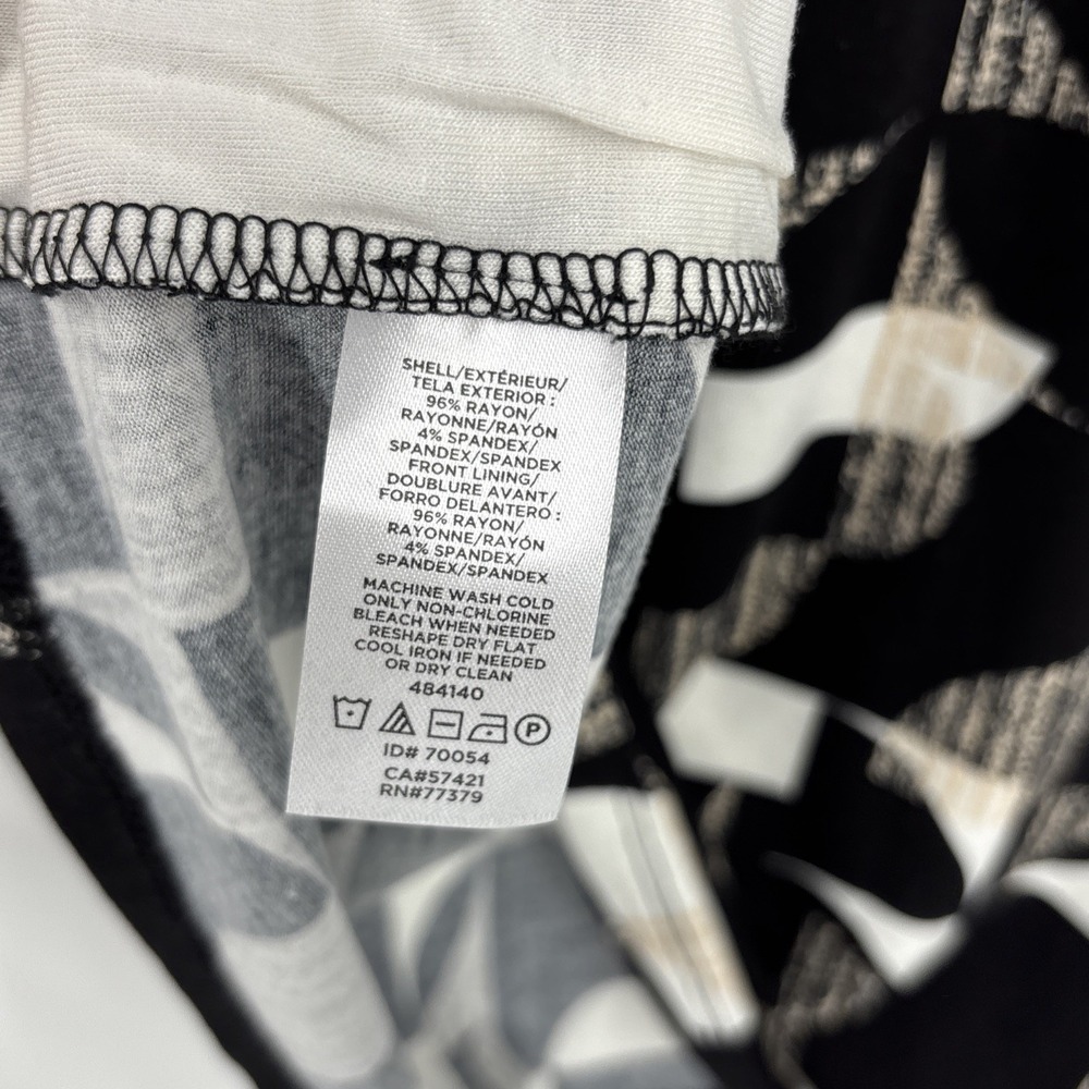 Ann Taylor Women's Black & White Geometric Abstract Top Blouse‎ Sz XL NWT - Picture 6 of 7